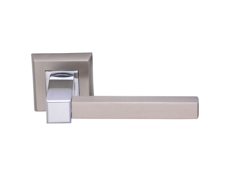 Dveřní klika Cubic chrom/saten