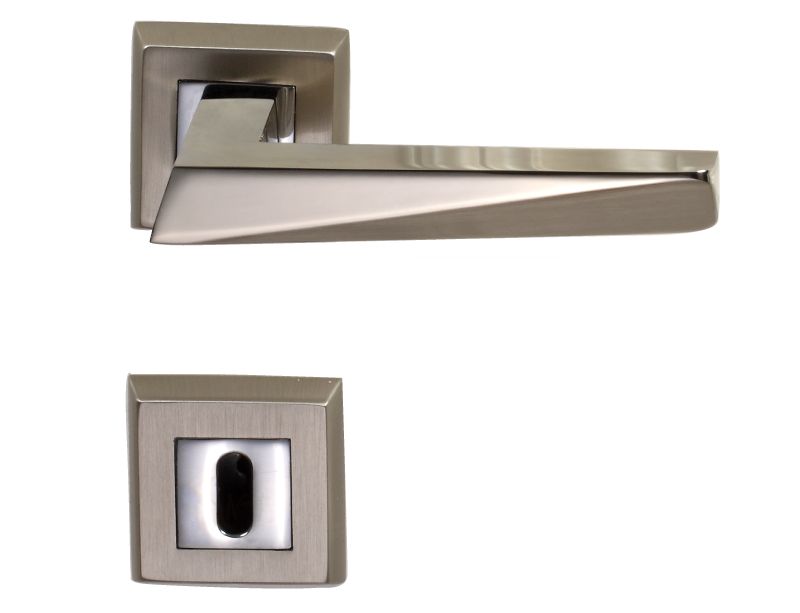 Dveřní klika Freccia s potahem 24k zlata kombinace lesk/mat