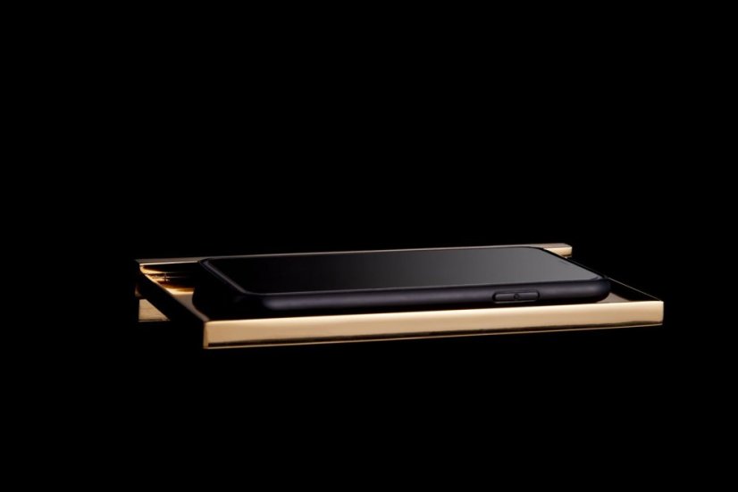 Polička na mobilní telefon Antik